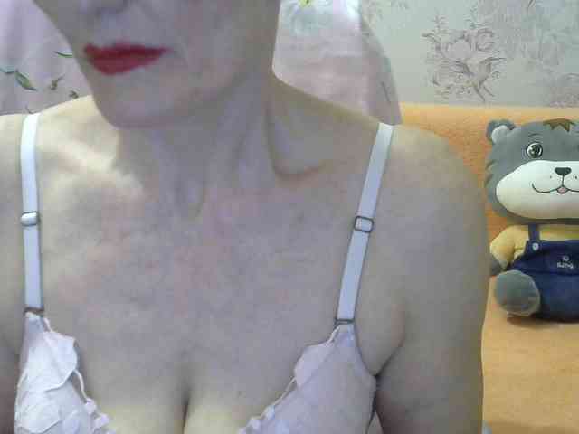Red-Rose-777 webcam