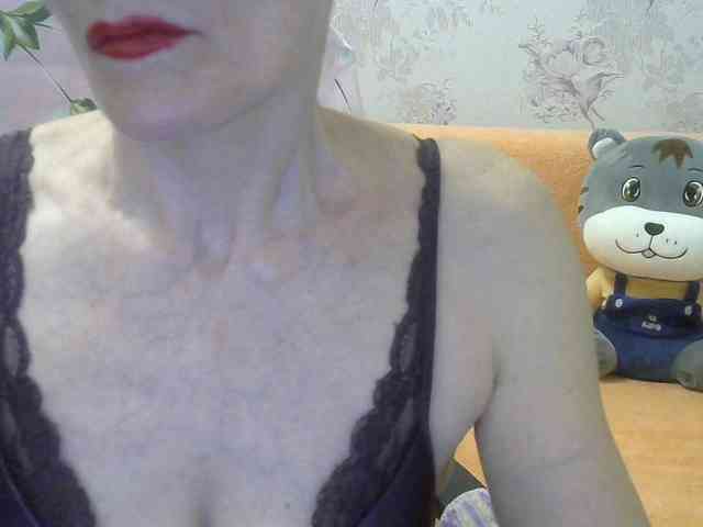 Red-Rose-777 webcam
