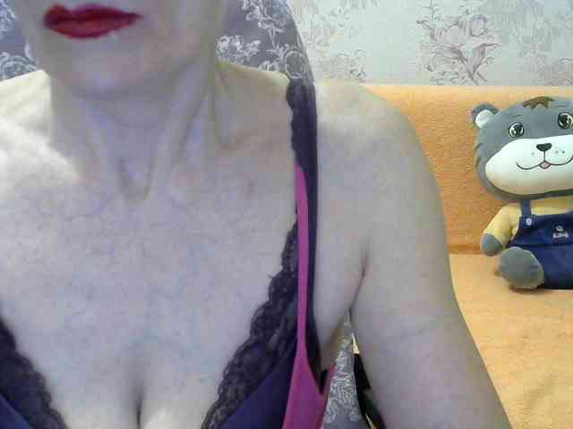 Red-Rose-777 webcam