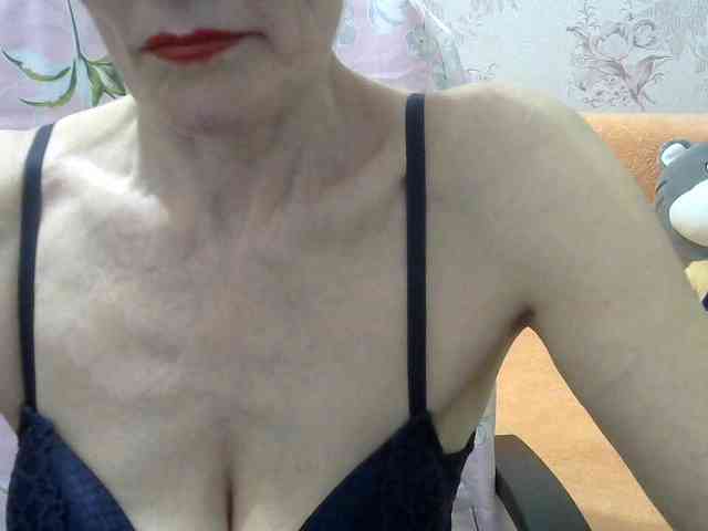 Red-Rose-777 webcam