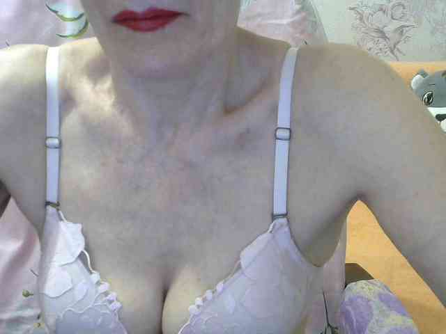 Red-Rose-777 webcam