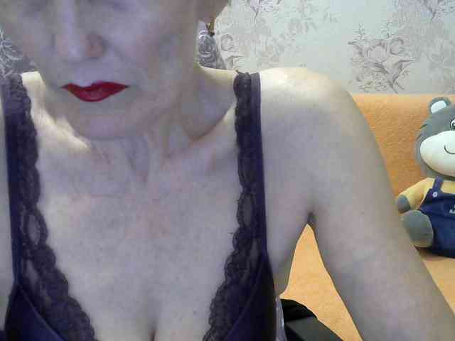 Red-Rose-777 webcam