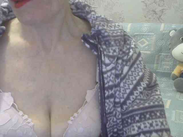 Red-Rose-777 webcam