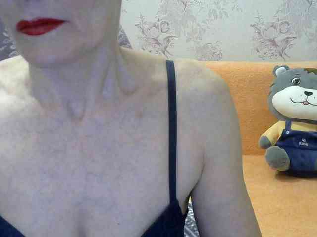 Red-Rose-777 webcam