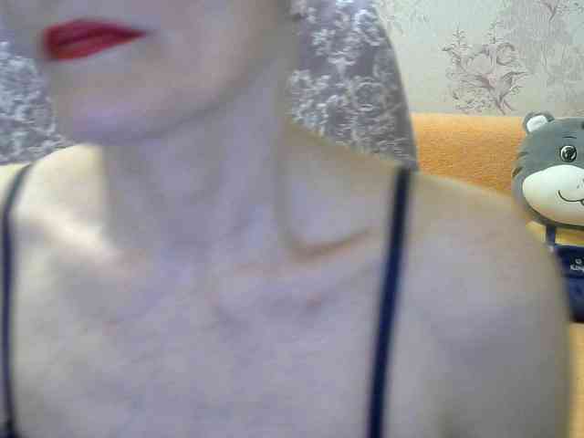 Red-Rose-777 webcam