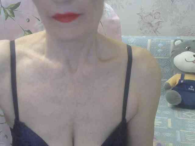 Red-Rose-777 webcam