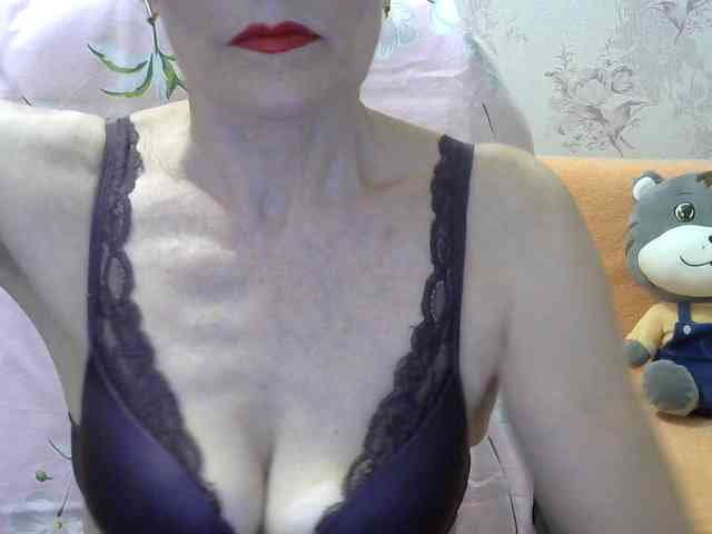 Red-Rose-777 webcam