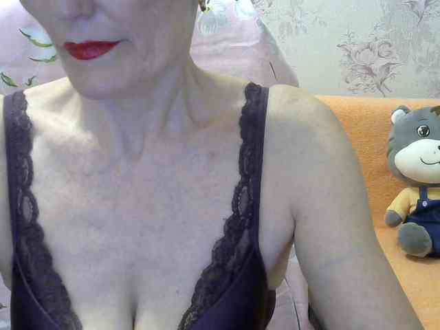 Red-Rose-777 webcam