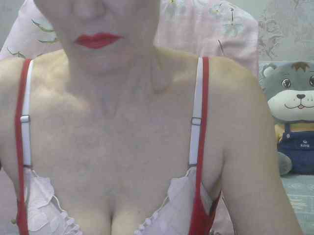 Red-Rose-777 webcam