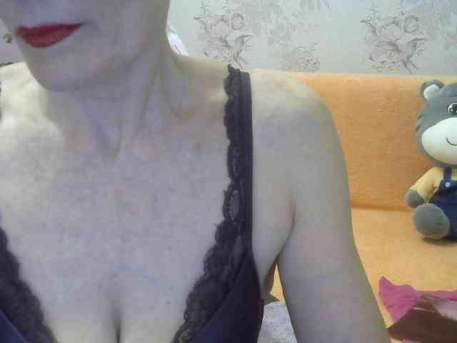 Red-Rose-777 webcam