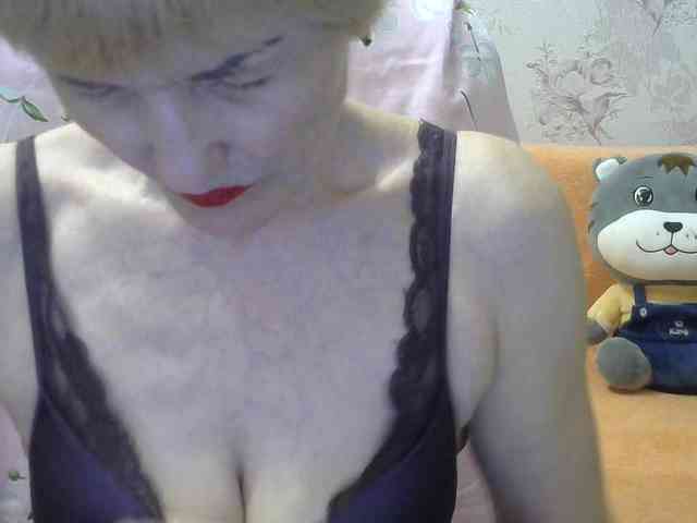Red-Rose-777 webcam