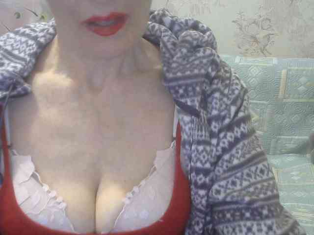 Red-Rose-777 webcam