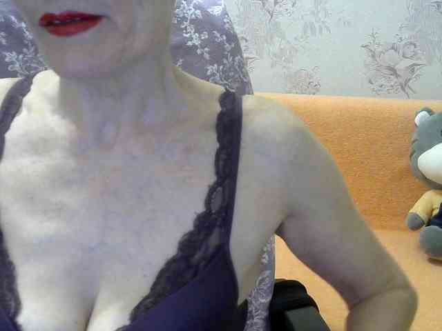 Red-Rose-777 webcam