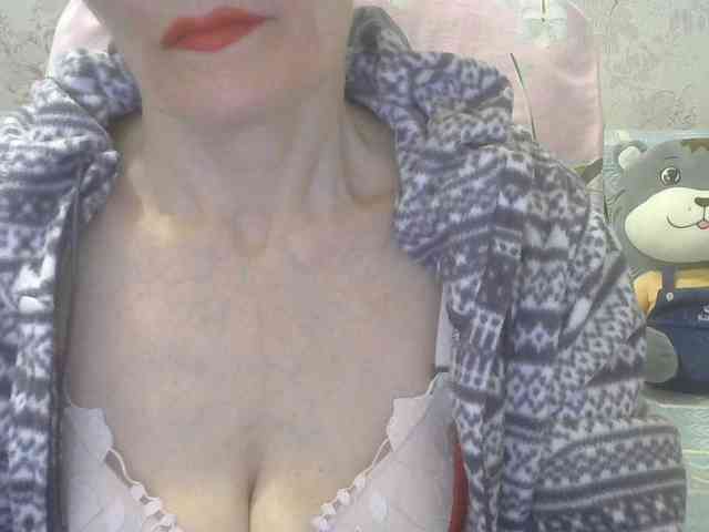 Red-Rose-777 webcam