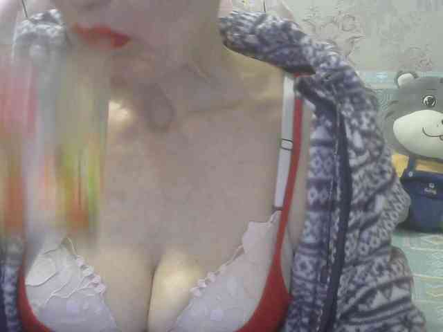 Red-Rose-777 webcam