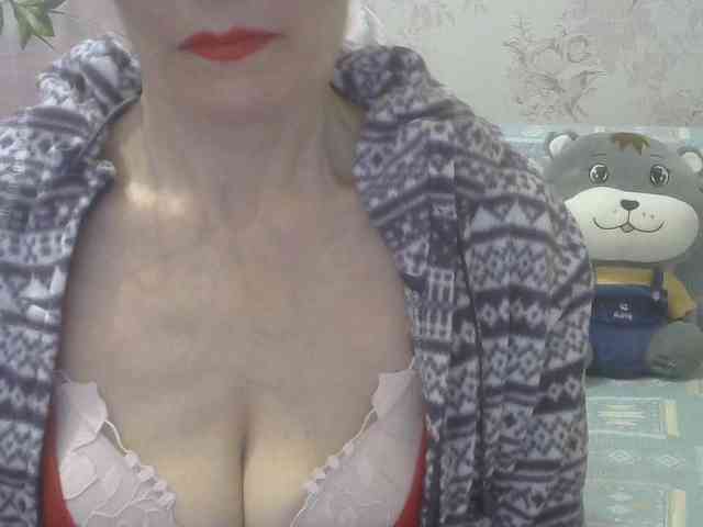Red-Rose-777 webcam