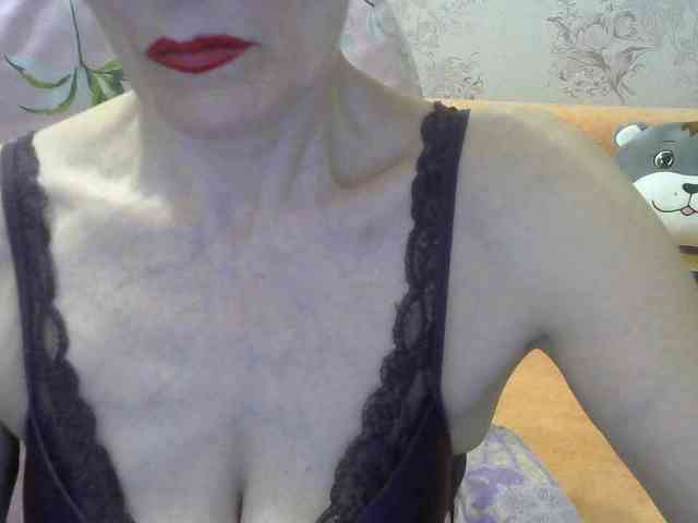 Red-Rose-777 webcam