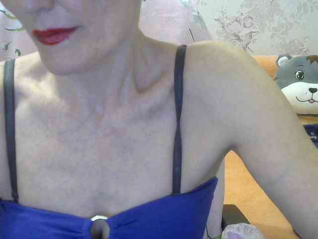 Red-Rose-777 webcam