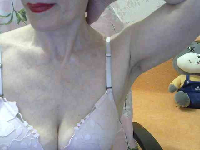 Red-Rose-777 webcam