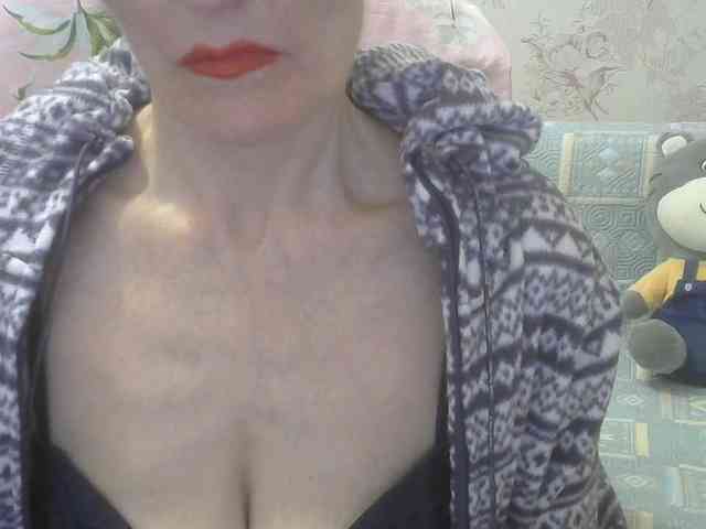Red-Rose-777 webcam