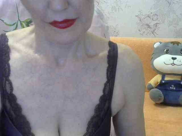 Red-Rose-777 webcam