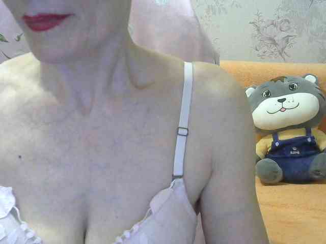 Red-Rose-777 webcam