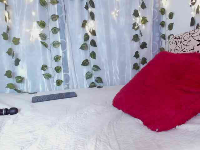 carolaine94 webcam