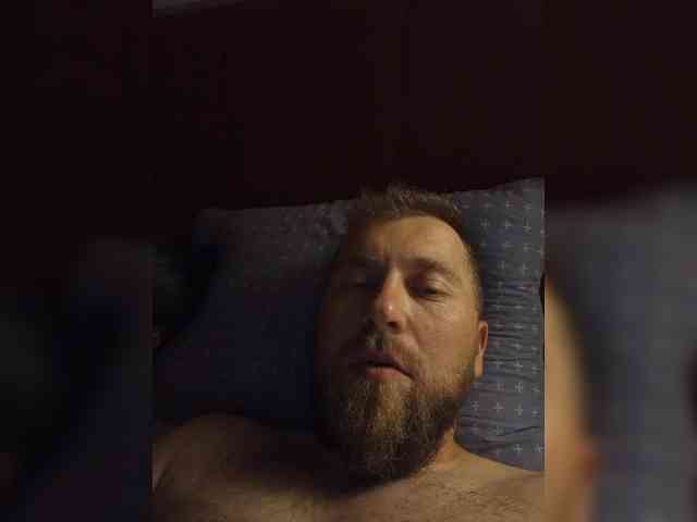 EdynsonMarisola Live Webcam on BongaCams