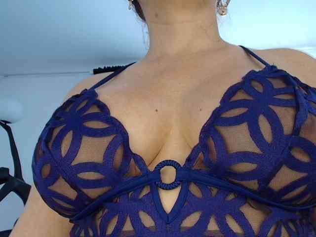 Asyia webcam