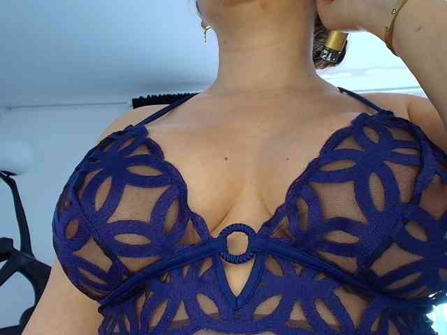 Asyia webcam
