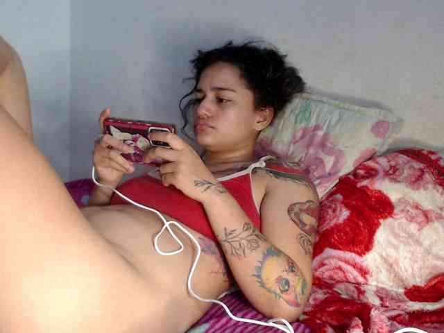 Girl-tits webcam