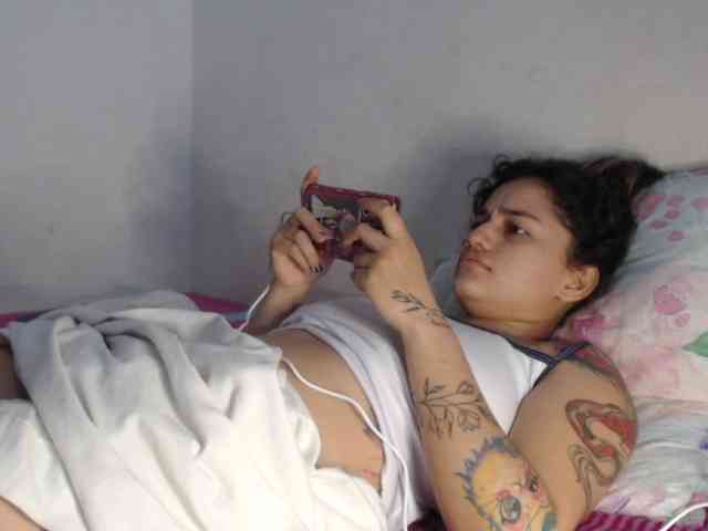Girl-tits webcam