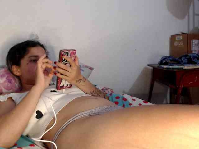 Girl-tits webcam