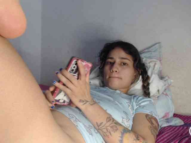 Girl-tits webcam