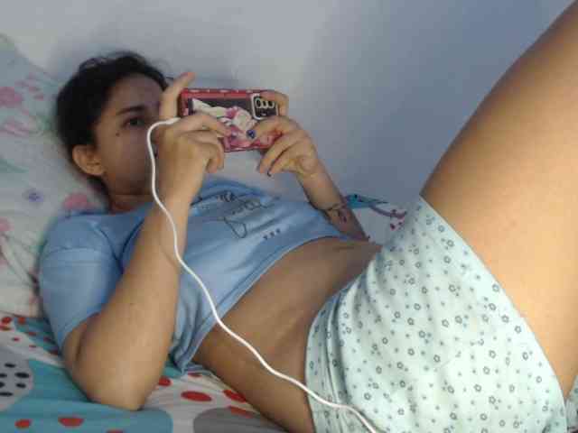 Girl-tits webcam