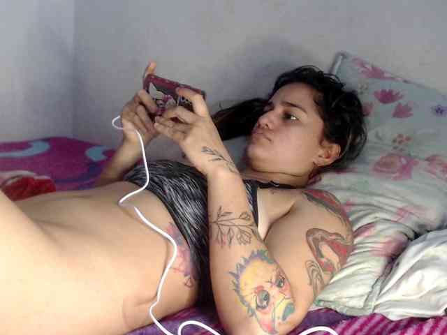Girl-tits webcam