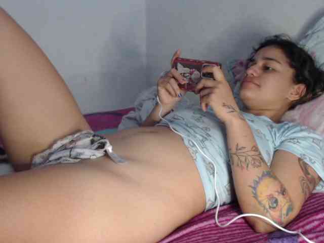 Girl-tits webcam