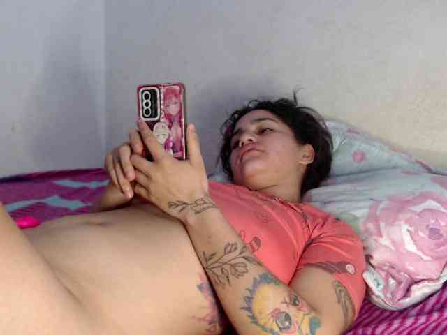 Girl-tits webcam