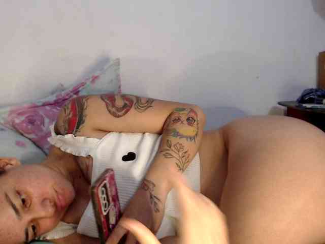 Girl-tits webcam