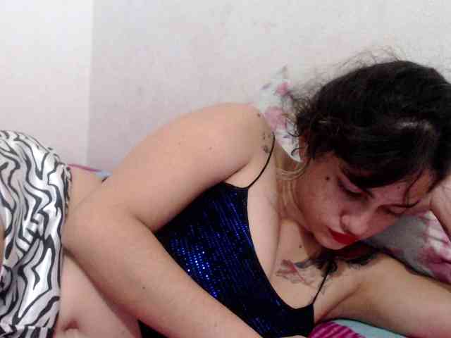 Girl-tits webcam