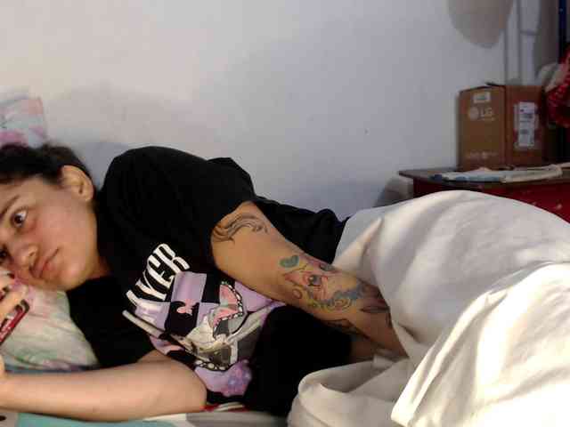 Girl-tits webcam
