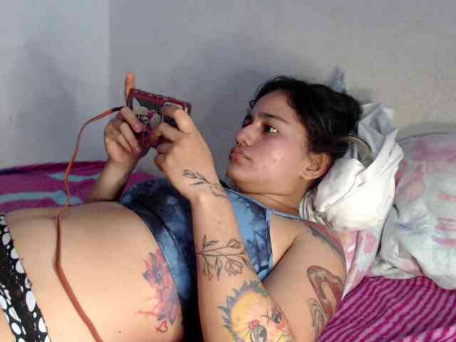 Girl-tits webcam