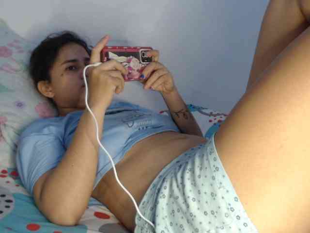 Girl-tits webcam
