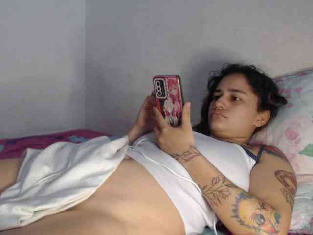 Girl-tits webcam