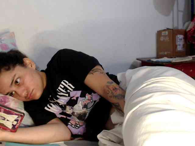 Girl-tits webcam