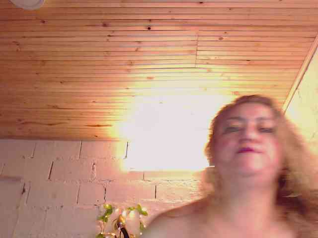 missrosariostepmoan webcam