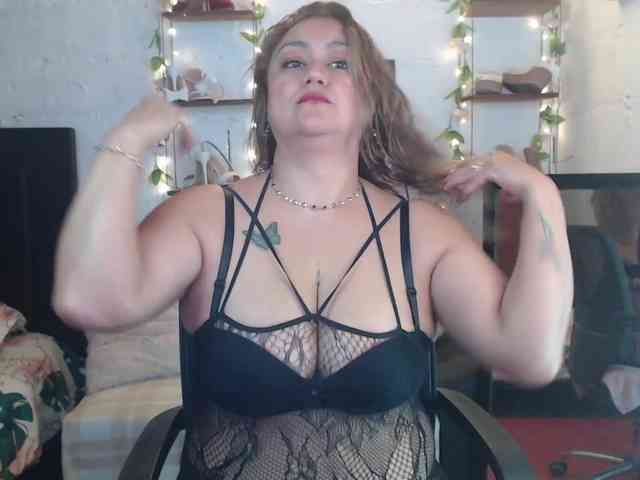 missrosariostepmoan webcam