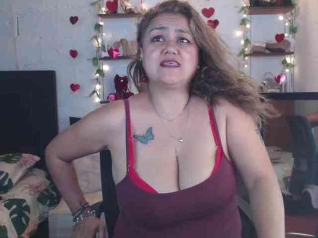 missrosariostepmoan webcam