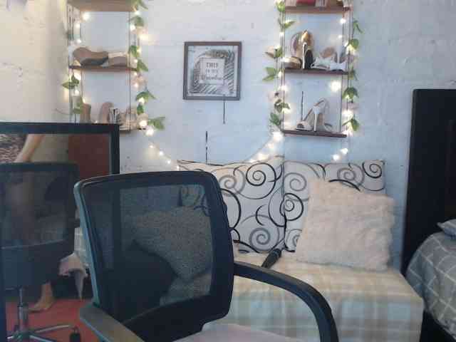 missrosariostepmoan webcam