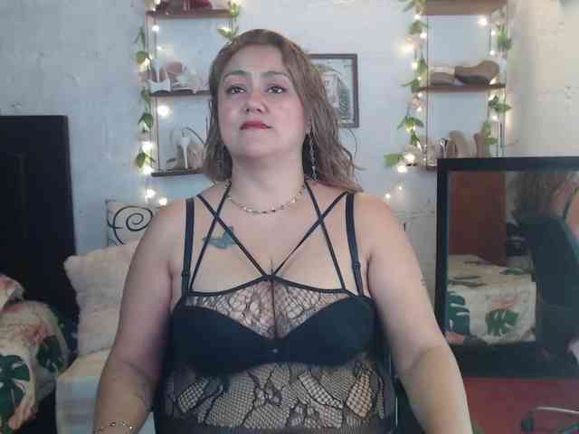 missrosariostepmoan webcam